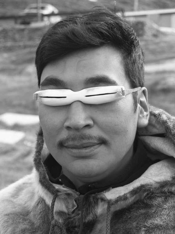 Снігові окуляри інуїтів