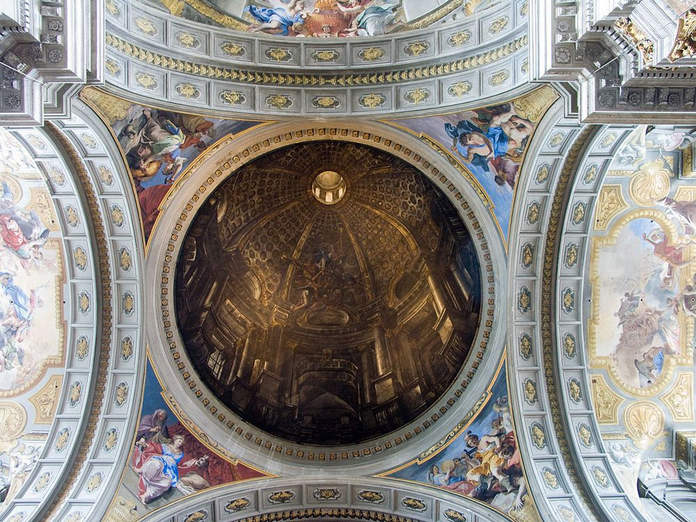 Як єзуїтам не вистачило грошей на купол, і вони його… намалювали: церква Святого Ігнатія Лойоли в Римі
