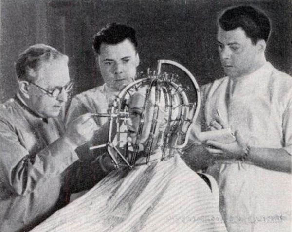 Прилад для вимірювання краси (1933) 